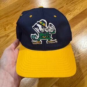 Notre Dame Fighting Irish Snapback Hat Vintage 90s NCAA